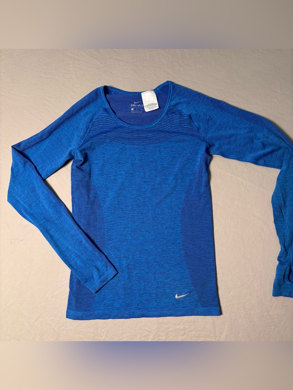Nike Long Sleeve Dri-FIT Seamless Top in Royal Blue